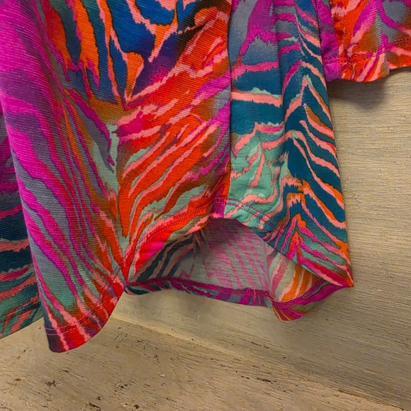 Dear Scarlett Multicolor Abstract Zebra Print Tunic Blouse Size Large GC - Picture 6 of 10